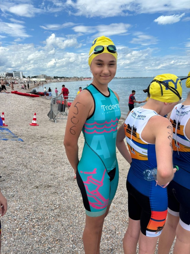 sportivii de la trident triathlon team constanta rezultate frumoase si in ziua a doua a h3ro mamaia 2026 sportivii de la trident triathlon team constanta rezultate frumoase si in ziua a doua a h3ro mamaia 2026