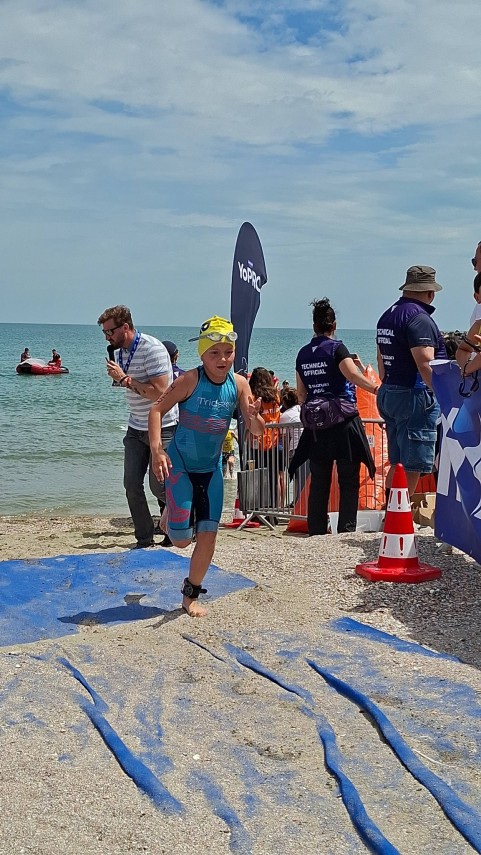 sportivii de la trident triathlon team constanta rezultate frumoase si in ziua a doua a h3ro mamaia 2026 sportivii de la trident triathlon team constanta rezultate frumoase si in ziua a doua a h3ro mamaia 2026