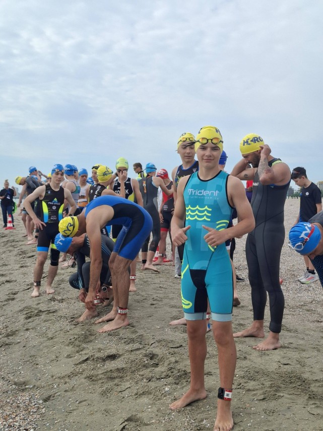 sportivii de la trident triathlon team constanta rezultate frumoase si in ziua a doua a h3ro mamaia 2026 sportivii de la trident triathlon team constanta rezultate frumoase si in ziua a doua a h3ro mamaia 2026