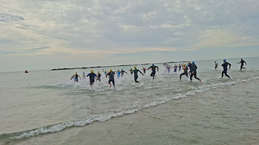 sportivii de la trident triathlon team constanta rezultate frumoase si in ziua a doua a h3ro mamaia 2026 sportivii de la trident triathlon team constanta rezultate frumoase si in ziua a doua a h3ro mamaia 2026