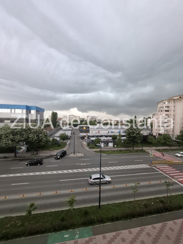 foto video cer spectaculos de furtuna deasupra constantei in timpul fenomenelor meteo severe 941313 foto video cer spectaculos de furtuna deasupra constantei in timpul fenomenelor meteo severe 941313