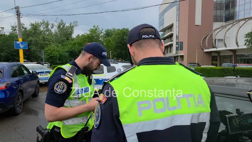 foto video razie de proportii a politistilor la intrarea in mamaia filtre masive in zona aqua magic chiar foto video razie de proportii a politistilor la intrarea in mamaia filtre masive in zona aqua magic chiar