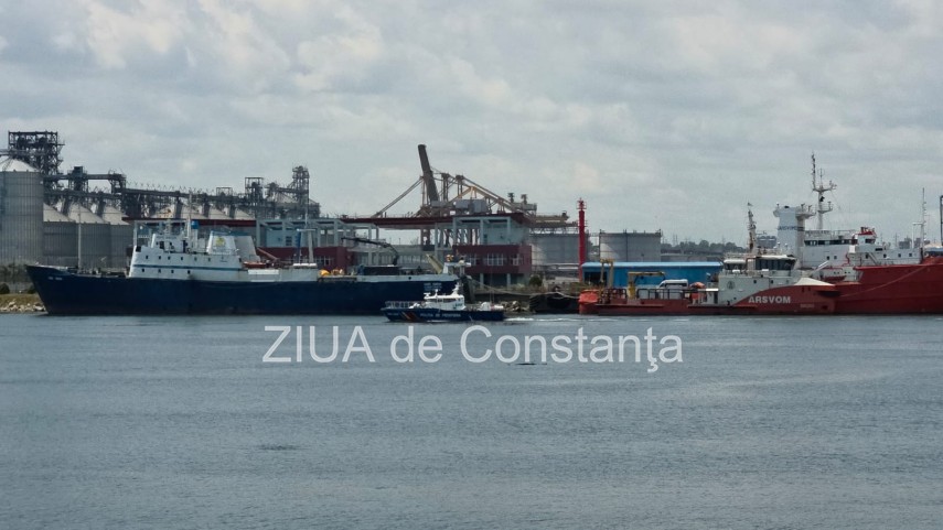 foto video imagini cu sediul arsvom la trei zile dupa explozia dronei din portul constanta 941420 foto video imagini cu sediul arsvom la trei zile dupa explozia dronei din portul constanta 941420