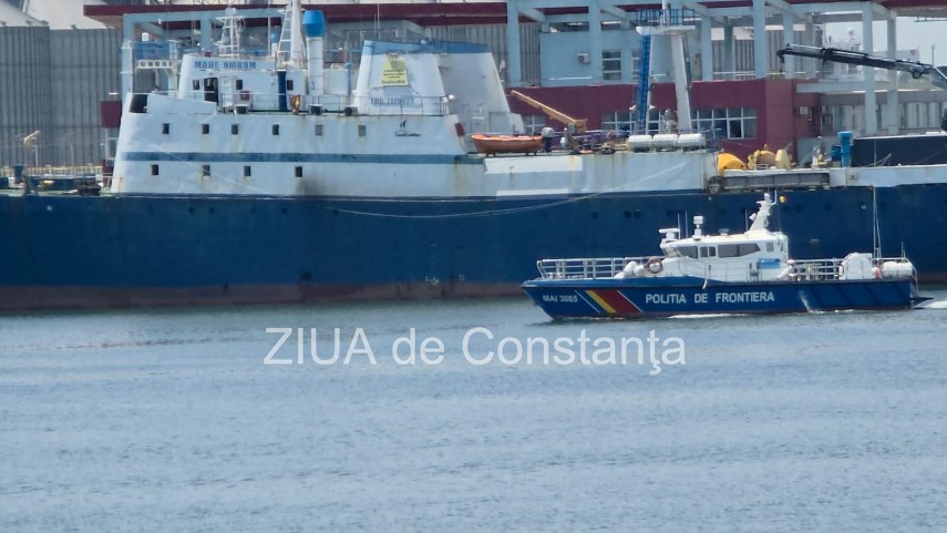 foto video imagini cu sediul arsvom la trei zile dupa explozia dronei din portul constanta 941420 foto video imagini cu sediul arsvom la trei zile dupa explozia dronei din portul constanta 941420