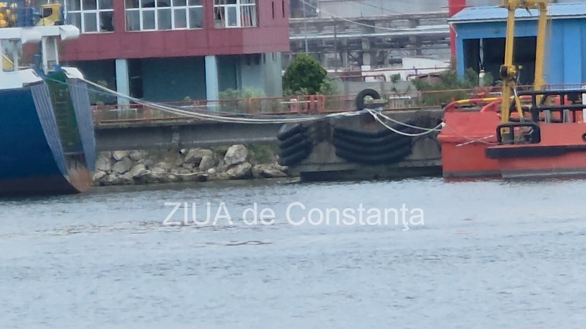 foto video imagini cu sediul arsvom la trei zile dupa explozia dronei din portul constanta 941420 foto video imagini cu sediul arsvom la trei zile dupa explozia dronei din portul constanta 941420