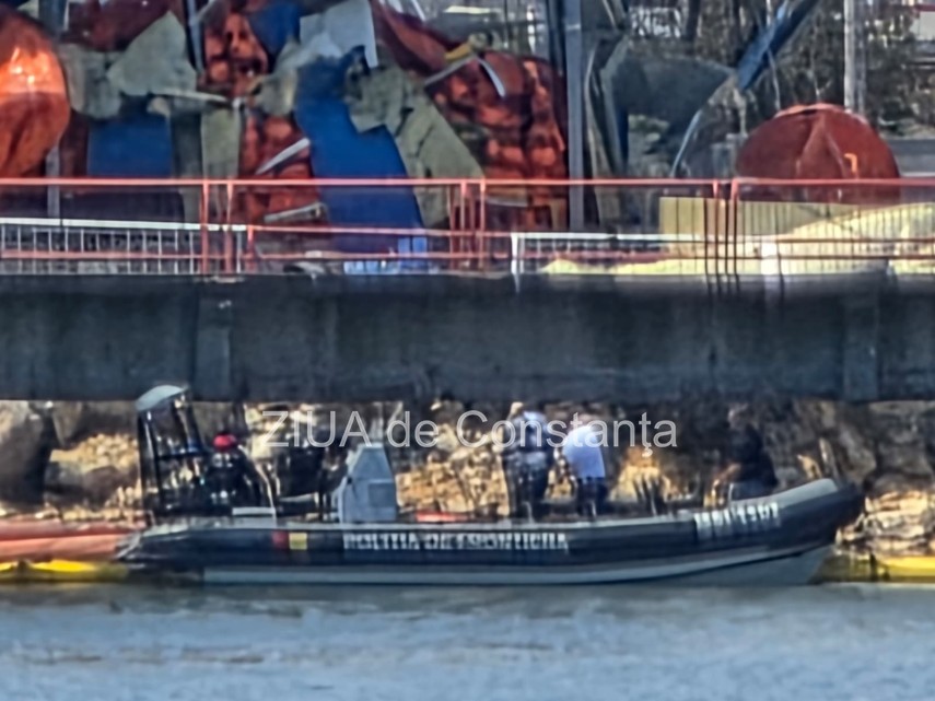 foto video imagini cu sediul arsvom la trei zile dupa explozia dronei din portul constanta 941420 foto video imagini cu sediul arsvom la trei zile dupa explozia dronei din portul constanta 941420