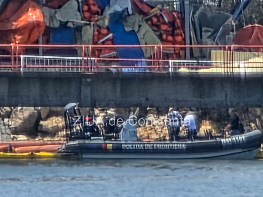 foto video imagini cu sediul arsvom la trei zile dupa explozia dronei din portul constanta 941420 foto video imagini cu sediul arsvom la trei zile dupa explozia dronei din portul constanta 941420