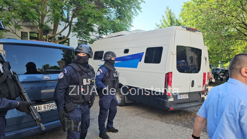foto video liderii gruparii mica sicilie la tribunalul constanta 941362 foto video liderii gruparii mica sicilie la tribunalul constanta 941362