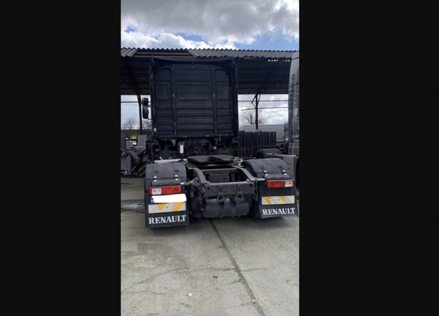 anaf scoate la licitatie noi vehicule in constanta de la un ford mustang la autotractoare renault si anaf scoate la licitatie noi vehicule in constanta de la un ford mustang la autotractoare renault si