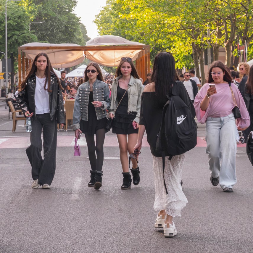 bulevardul tomis devine pietonal in weekend restrictii de trafic si evenimente in centrul municipiului bulevardul tomis devine pietonal in weekend restrictii de trafic si evenimente in centrul municipiului
