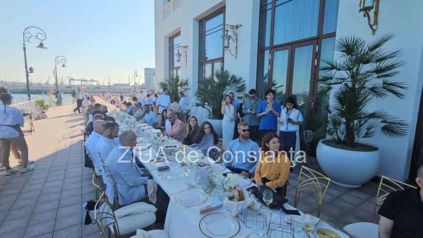 foto city grill lanseaza oficial astazi cafeneaua bistro din cazinoul constanta 941888 foto city grill lanseaza oficial astazi cafeneaua bistro din cazinoul constanta 941888