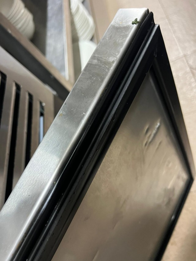 foto golful pescarilor a depus cerere de redeschidere dupa ce ieri comisarii cjpc au efectuat un control foto golful pescarilor a depus cerere de redeschidere dupa ce ieri comisarii cjpc au efectuat un control