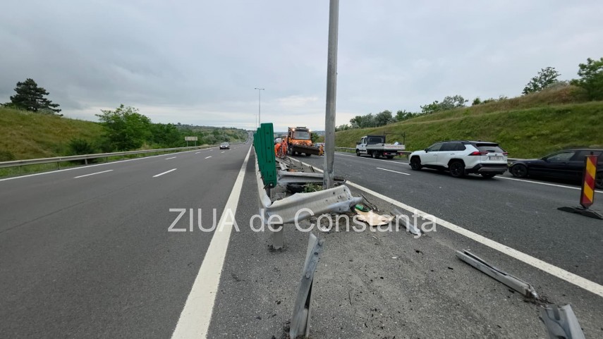 1 stiri constanta un accident a avut loc pe a2 aproape de cernavoda la fata locului au ajuns echipaje 1 stiri constanta un accident a avut loc pe a2 aproape de cernavoda la fata locului au ajuns echipaje