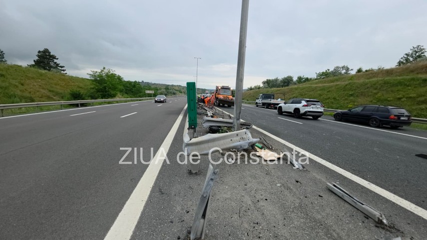 1 stiri constanta un accident a avut loc pe a2 aproape de cernavoda la fata locului au ajuns echipaje 1 stiri constanta un accident a avut loc pe a2 aproape de cernavoda la fata locului au ajuns echipaje