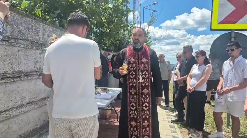 ai fost lumina dintre noi acum veghezi printre nori foto video troita sfintita in memoria lui sebi si ai fost lumina dintre noi acum veghezi printre nori foto video troita sfintita in memoria lui sebi si