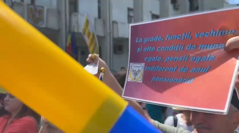 foto video mai multe organizatii civice protesteaza la constanta si solicita raspunsuri despre gestionarea foto video mai multe organizatii civice protesteaza la constanta si solicita raspunsuri despre gestionarea