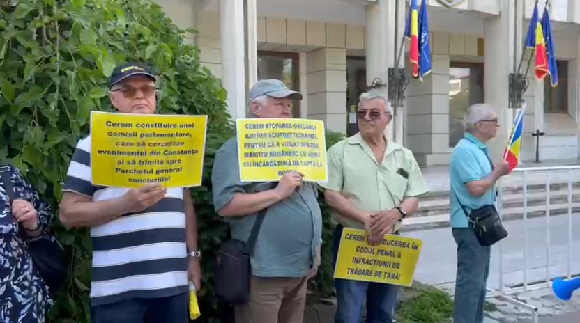 foto video mai multe organizatii civice protesteaza la constanta si solicita raspunsuri despre gestionarea foto video mai multe organizatii civice protesteaza la constanta si solicita raspunsuri despre gestionarea