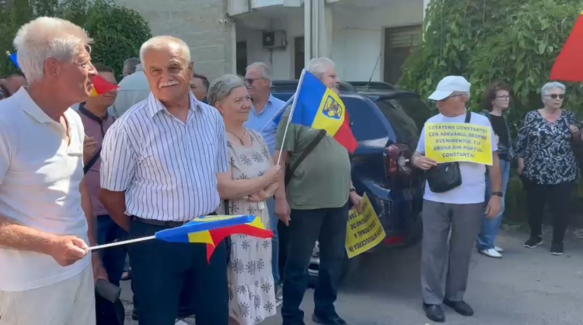 foto video mai multe organizatii civice protesteaza la constanta si solicita raspunsuri despre gestionarea foto video mai multe organizatii civice protesteaza la constanta si solicita raspunsuri despre gestionarea