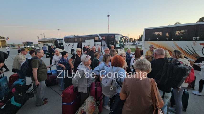 live text foto video turisti din polonia sosesc pe litoralul romanesc in aceasta seara cu noul zbor charter live text foto video turisti din polonia sosesc pe litoralul romanesc in aceasta seara cu noul zbor charter
