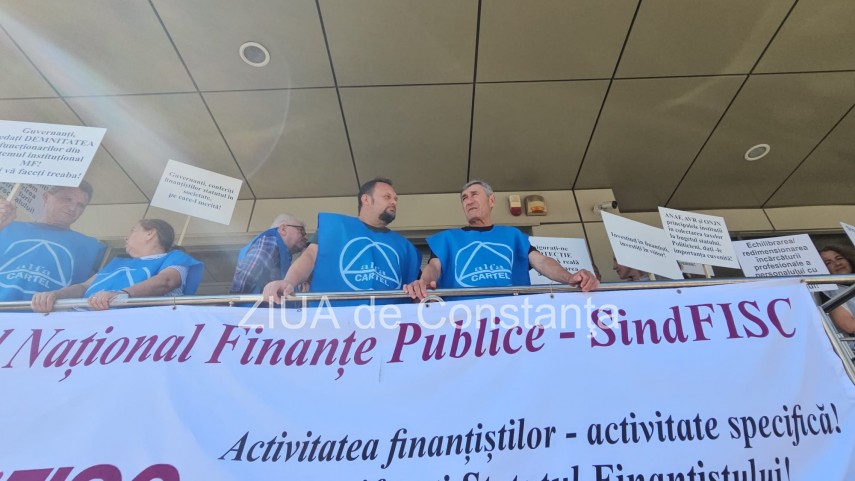 foto video protest la antifrauda constanta unde sindicalistii ies in strada de la ora 17 00 942496 foto video protest la antifrauda constanta unde sindicalistii ies in strada de la ora 17 00 942496