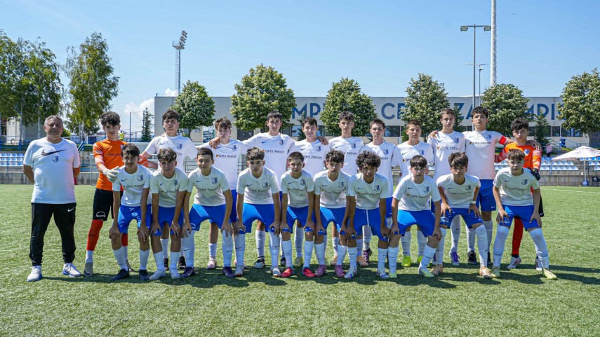 academia hagi 2018 invingatoare la junior football cup banel nicolita printre cei care au efectuat premierea academia hagi 2018 invingatoare la junior football cup banel nicolita printre cei care au efectuat premierea