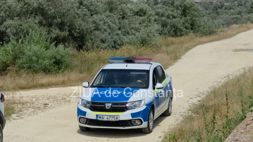 foto video update incep operatiunile de ridicare la suprafata a remorcherului astana in portul midia foto video update incep operatiunile de ridicare la suprafata a remorcherului astana in portul midia
