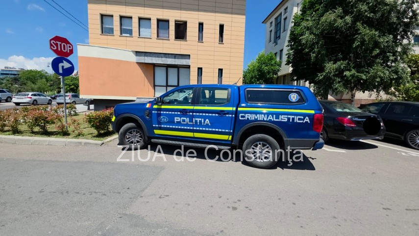 foto video stiri constanta azi accident rutier intre un autoturism si o motocicleta in zona poarta 2 foto video stiri constanta azi accident rutier intre un autoturism si o motocicleta in zona poarta 2