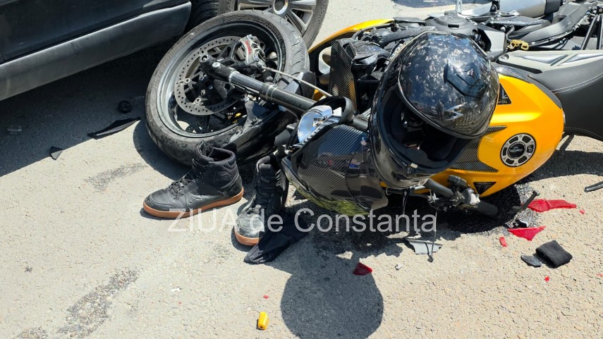 foto video stiri constanta azi accident rutier intre un autoturism si o motocicleta in zona poarta 2 foto video stiri constanta azi accident rutier intre un autoturism si o motocicleta in zona poarta 2