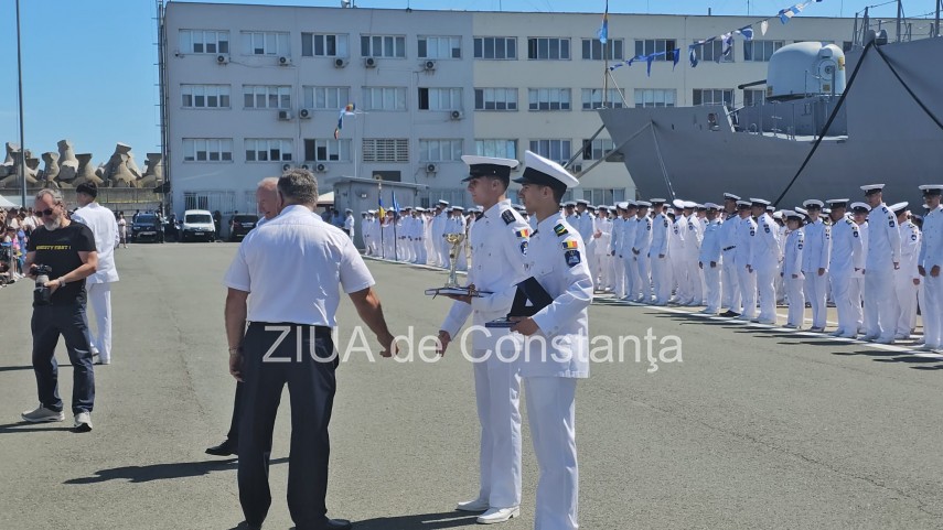 live video text foto absolvire cu ceremonie militara in portul constanta elevii colegiului national militar live video text foto absolvire cu ceremonie militara in portul constanta elevii colegiului national militar