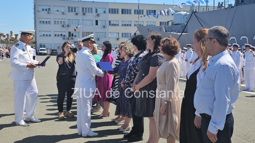 live video text foto absolvire cu ceremonie militara in portul constanta elevii colegiului national militar live video text foto absolvire cu ceremonie militara in portul constanta elevii colegiului national militar