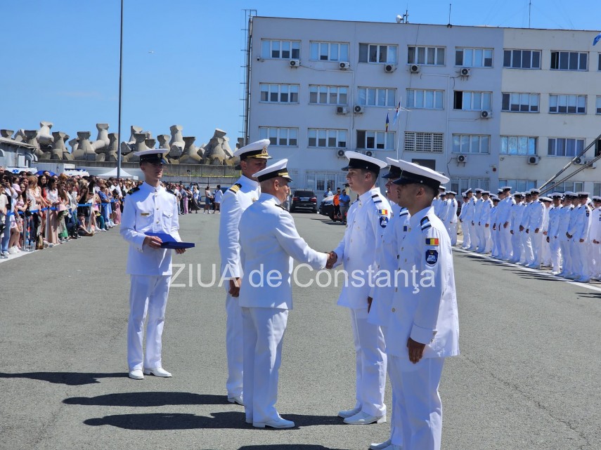 live video text foto absolvire cu ceremonie militara in portul constanta elevii colegiului national militar live video text foto absolvire cu ceremonie militara in portul constanta elevii colegiului national militar