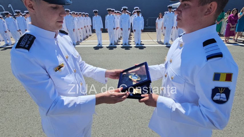live video text foto absolvire cu ceremonie militara in portul constanta elevii colegiului national militar live video text foto absolvire cu ceremonie militara in portul constanta elevii colegiului national militar