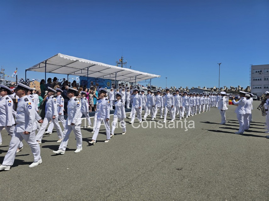 live video text foto absolvire cu ceremonie militara in portul constanta elevii colegiului national militar live video text foto absolvire cu ceremonie militara in portul constanta elevii colegiului national militar