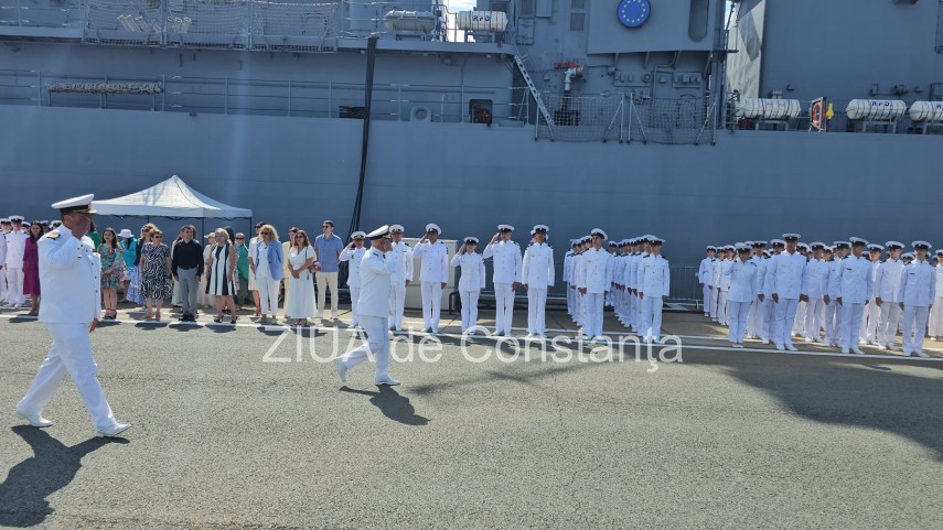 live video text foto absolvire cu ceremonie militara in portul constanta elevii colegiului national militar live video text foto absolvire cu ceremonie militara in portul constanta elevii colegiului national militar