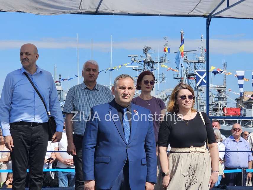 live video text foto absolvire cu ceremonie militara in portul constanta elevii colegiului national militar live video text foto absolvire cu ceremonie militara in portul constanta elevii colegiului national militar