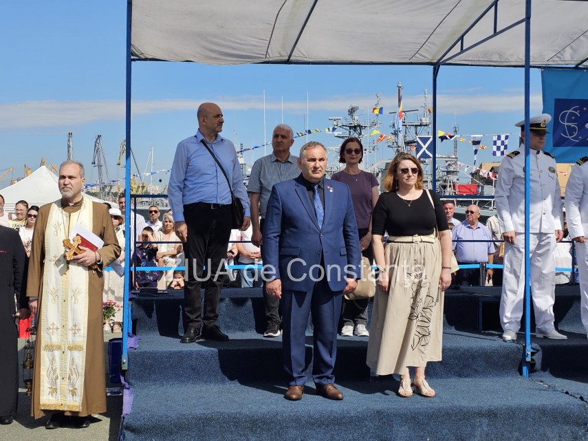 live video text foto absolvire cu ceremonie militara in portul constanta elevii colegiului national militar live video text foto absolvire cu ceremonie militara in portul constanta elevii colegiului national militar