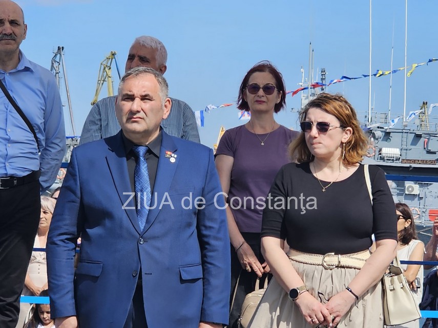 live video text foto absolvire cu ceremonie militara in portul constanta elevii colegiului national militar live video text foto absolvire cu ceremonie militara in portul constanta elevii colegiului national militar