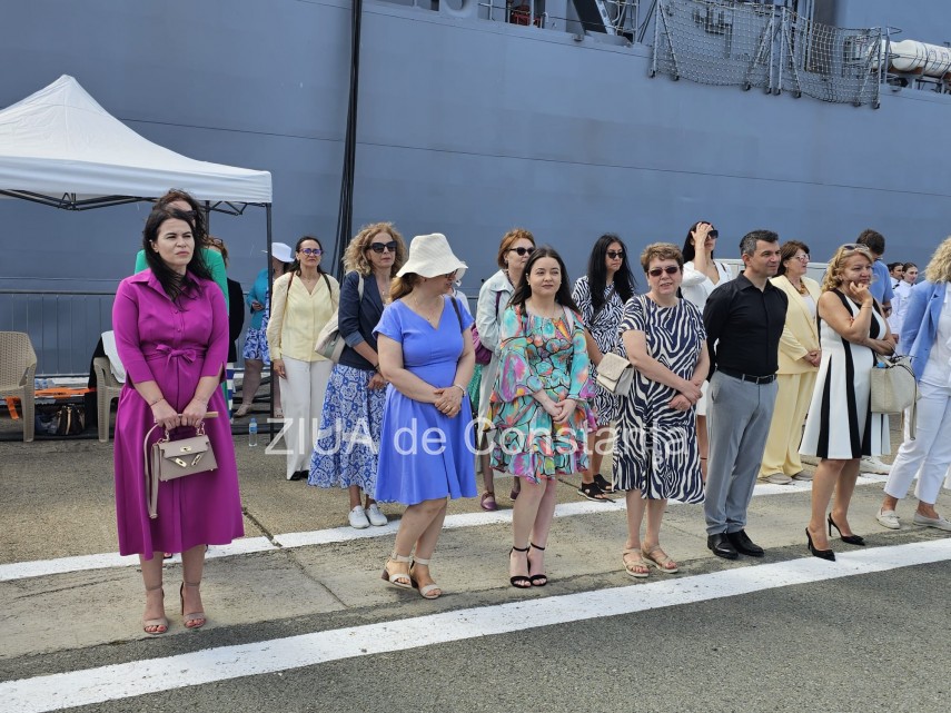 live video text foto absolvire cu ceremonie militara in portul constanta elevii colegiului national militar live video text foto absolvire cu ceremonie militara in portul constanta elevii colegiului national militar