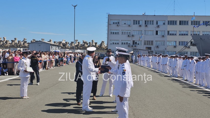 live video text foto absolvire cu ceremonie militara in portul constanta elevii colegiului national militar live video text foto absolvire cu ceremonie militara in portul constanta elevii colegiului national militar