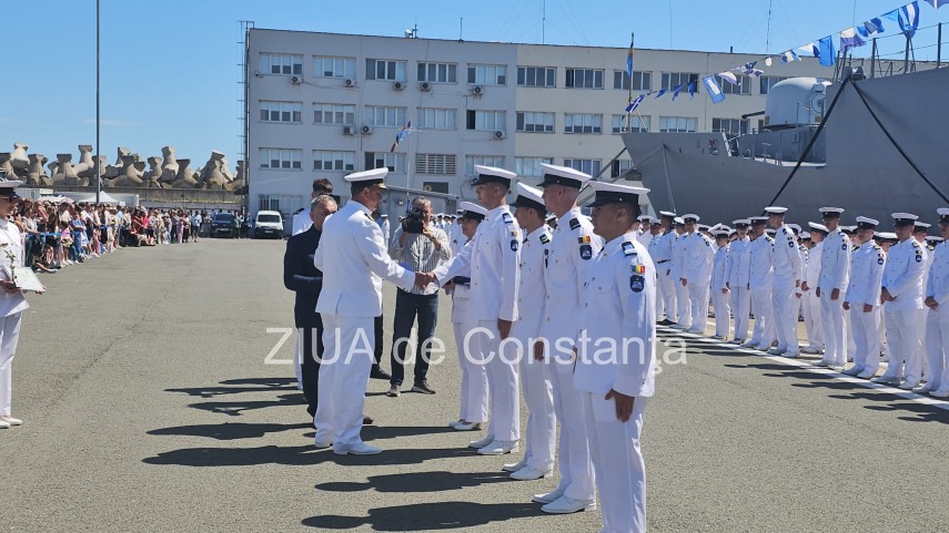 live video text foto absolvire cu ceremonie militara in portul constanta elevii colegiului national militar live video text foto absolvire cu ceremonie militara in portul constanta elevii colegiului national militar
