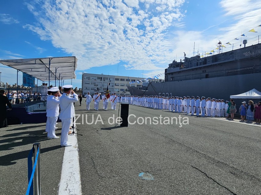 live video text foto absolvire cu ceremonie militara in portul constanta elevii colegiului national militar live video text foto absolvire cu ceremonie militara in portul constanta elevii colegiului national militar