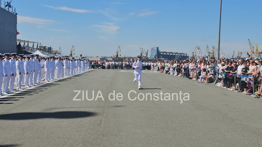 live video text foto absolvire cu ceremonie militara in portul constanta elevii colegiului national militar live video text foto absolvire cu ceremonie militara in portul constanta elevii colegiului national militar