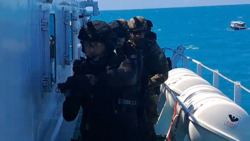 exercitiul multinational ep mcm dive 26 ziua presei se desfasoara astazi la bordul navei grigore antipa exercitiul multinational ep mcm dive 26 ziua presei se desfasoara astazi la bordul navei grigore antipa