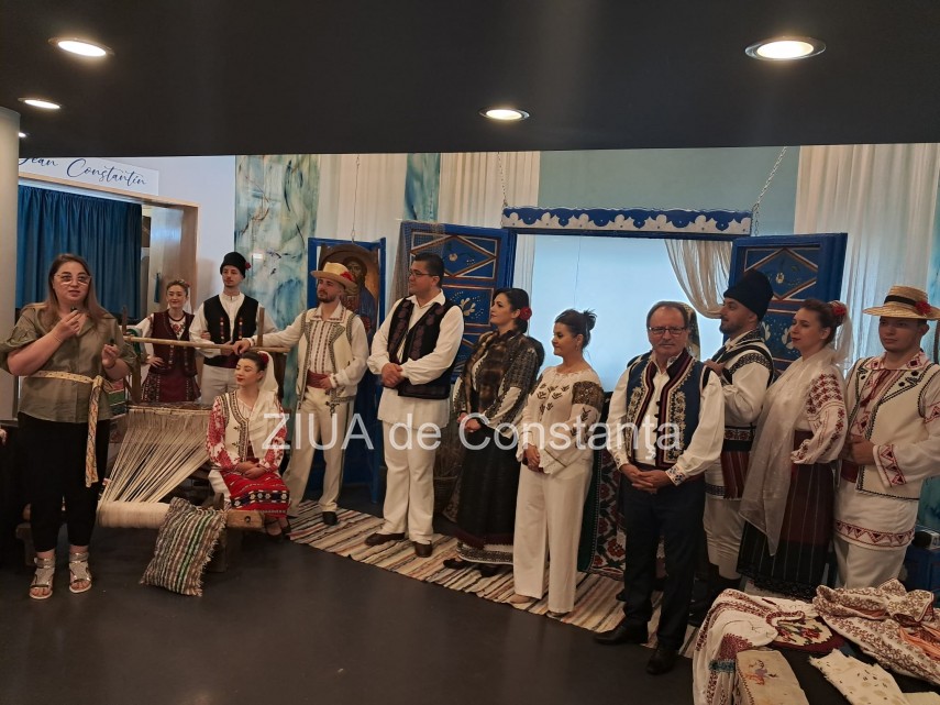 foto video ziua iei este sarbatorita la centrul jean constantin constanta in prezenta unor nume de marca foto video ziua iei este sarbatorita la centrul jean constantin constanta in prezenta unor nume de marca