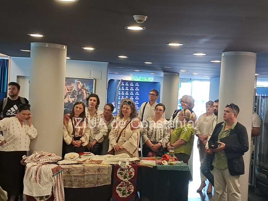 foto video ziua iei este sarbatorita la centrul jean constantin constanta in prezenta unor nume de marca foto video ziua iei este sarbatorita la centrul jean constantin constanta in prezenta unor nume de marca