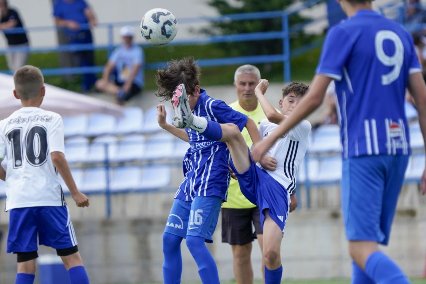 foto academia hagi 2015 campioana la junior football cup 2026 942958 foto academia hagi 2015 campioana la junior football cup 2026 942958