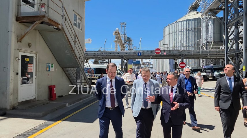 live text video comvex sa inaugureaza noile celule de depozitare din dana 80 portul constanta investitie live text video comvex sa inaugureaza noile celule de depozitare din dana 80 portul constanta investitie
