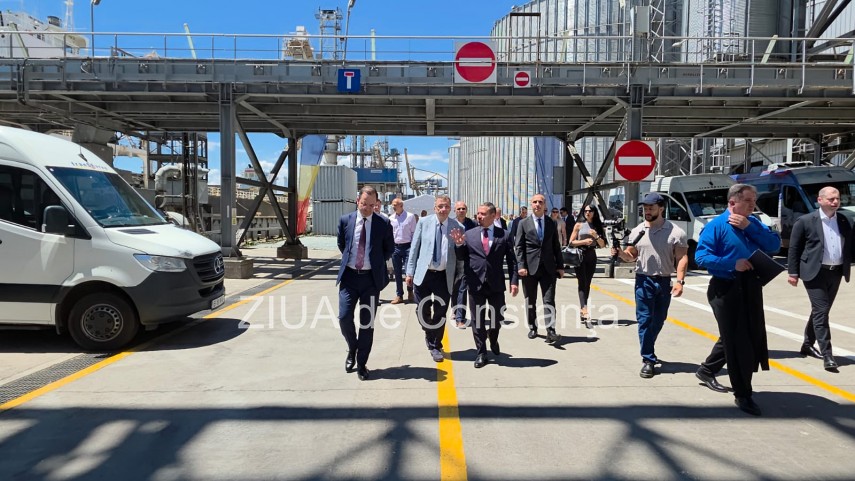 live text video comvex sa inaugureaza noile celule de depozitare din dana 80 portul constanta investitie live text video comvex sa inaugureaza noile celule de depozitare din dana 80 portul constanta investitie