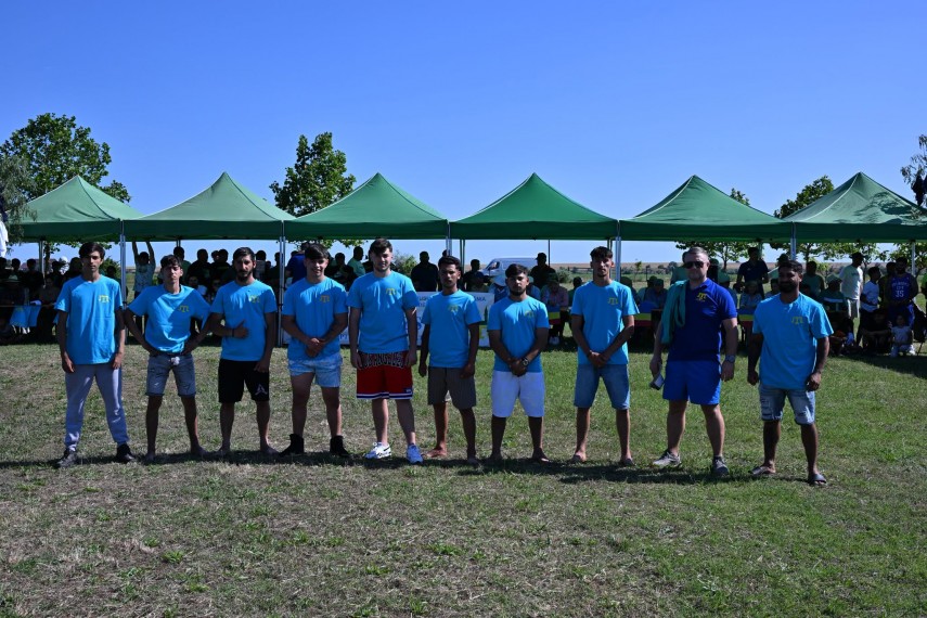 foto video o noua editie a traditionalei competitii de lupte tataresti kures organizata la cumpana judetul foto video o noua editie a traditionalei competitii de lupte tataresti kures organizata la cumpana judetul