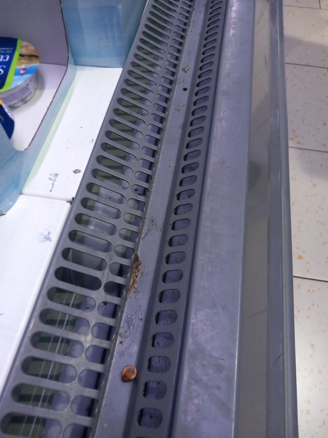 foto comisarii cjpc constanta au inchis lidl navodari ce nereguli au fost constatate 943550 foto comisarii cjpc constanta au inchis lidl navodari ce nereguli au fost constatate 943550